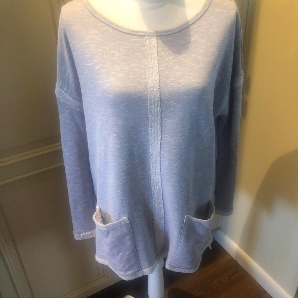 Light blue oversized tunic, size XS by Envy’s Tree